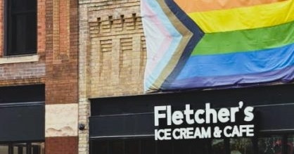instinctmag's tweet image. Fire and Fear: Minneapolis Pride Café Faces Back-to-Back Attacks dlvr.it/TNtWKx #arson #fire #Minneapolis #FletchersIceCream #LGBTQ