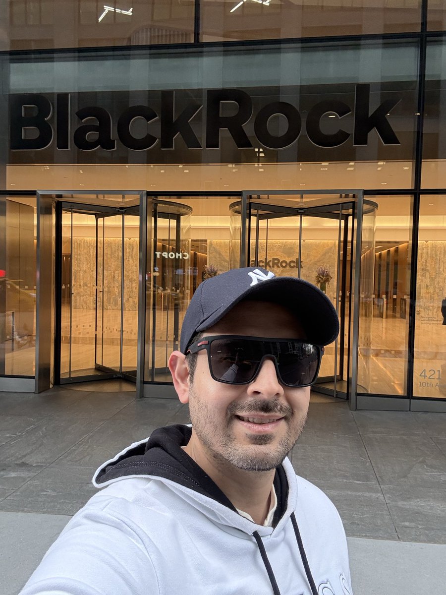 ctrader07's tweet photo. Keep buying #btc  #blackrock #NYC https://t.co/5gwr7VGnXy