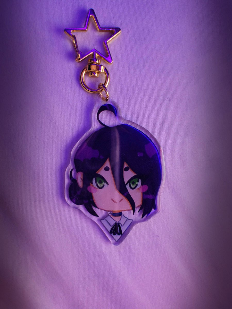 ErainMinhami's tweet image. Si vous avez aimé le film Chainsaw man... Petit rappel que j'ai ce porte-clé de Reze en stock ET en promo (j'ai également Power, Denji et Makima...)😗Ca fait 2 ans que j'ai ces stocks sous les bras aidez-moi mdr