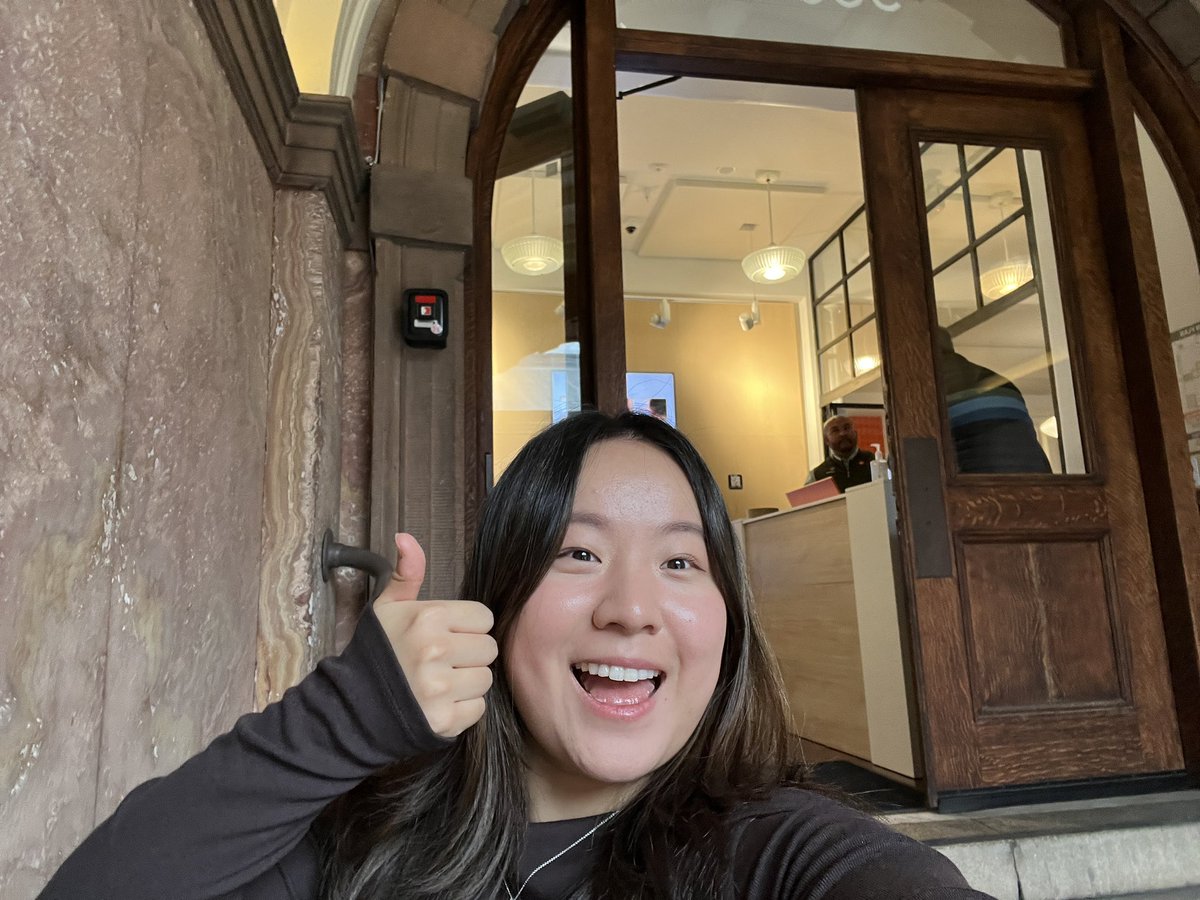 adelwu_'s tweet image. first time at @ycombinator for RL IRL today!! 🤩