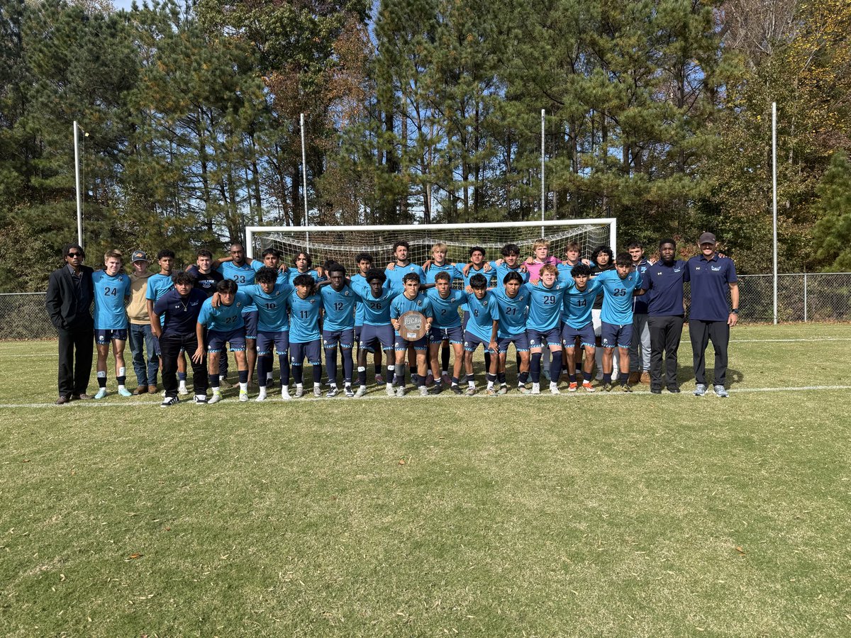 Checking out #NJCAA futball and football today! Tough day for <a href="/WakeTechMSoccer/">Wake Tech Men's Soccer</a> in the region championship game - finished as runners up. Now attending my first NJCAA Football game ever at Louisburg College.