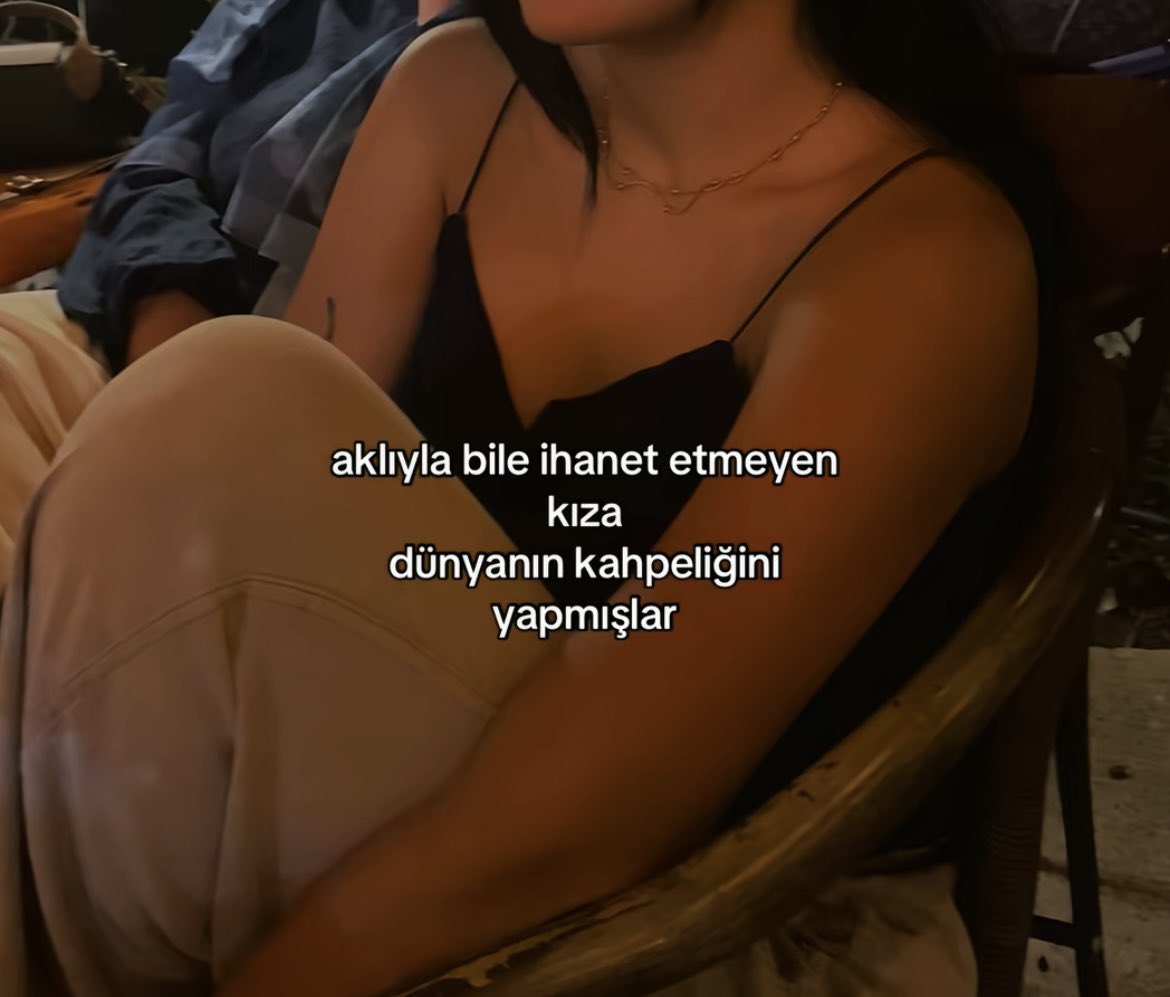 𝗦𝗲𝗻𝗮 (@artikdursena) on Twitter photo 