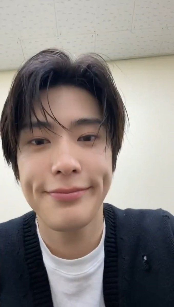 daegurapp's tweet photo. Hello anyone? https://t.co/xYncZChS05