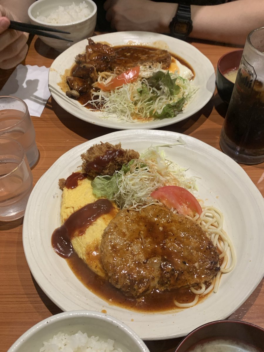 arenandayo's tweet photo. 시모키타자와 비건 카페
요요기 우에하라 돈카츠
함바그
글고 시샤...

딸기+리치 맛 했더니 저번 레몬+라임보다 더 피우기 쉬웠음 https://t.co/yxQ9yNN1Za