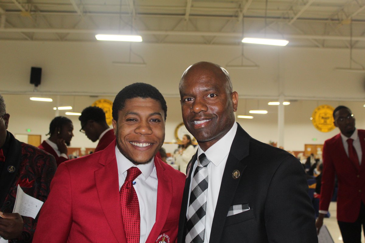 FredLoveforGov's tweet photo. NAACP Banquet in Pine Bluff. Great  event with great people. https://t.co/NJpTEc5fVh