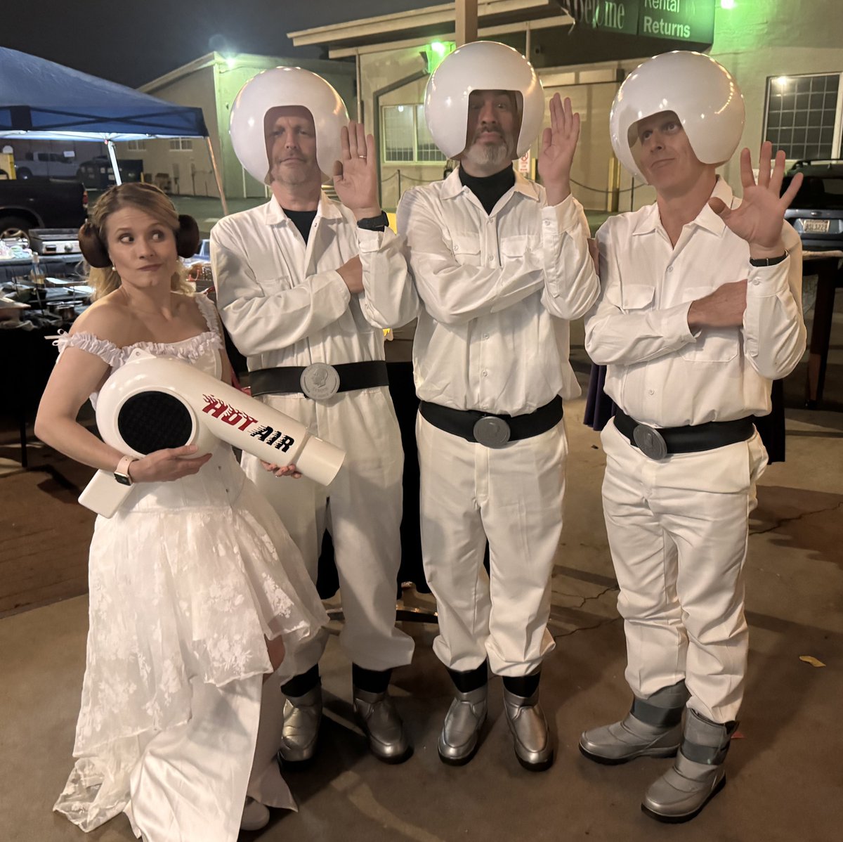 Who better to be surrounded by than us?

Hail Scroob!