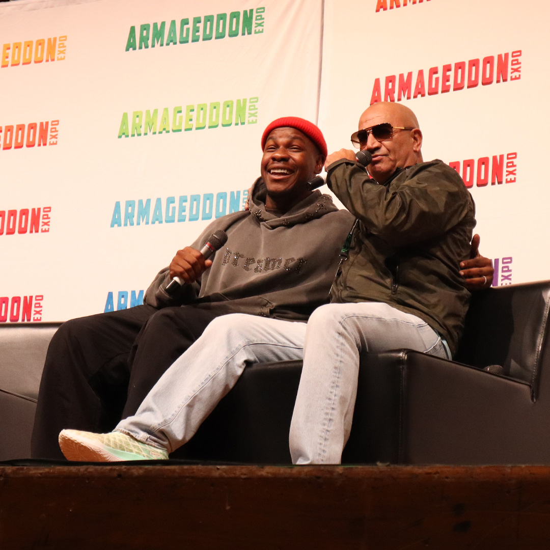 StarWarsNZ's tweet photo. John Boyega &amp; Temuera Morrison on the main stage together at the Auckland @Armageddonexpo event this weekend. Many more Star Wars guests will be hitting the main and secondary stages today and tomorrow at the Auckland Showgrounds in Greenlane. https://t.co/4jrmYb3U44