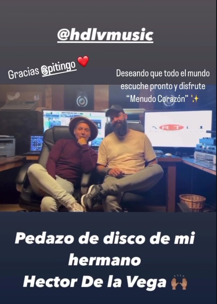 Me fui a chismear y me encontre con arte flamenkito y muchos artistas colaborando con el disco en beneficio de una buena causa 👏👏👏👏 
como me gusta el flamenkito 😎🤟
uno de ellos👇👇