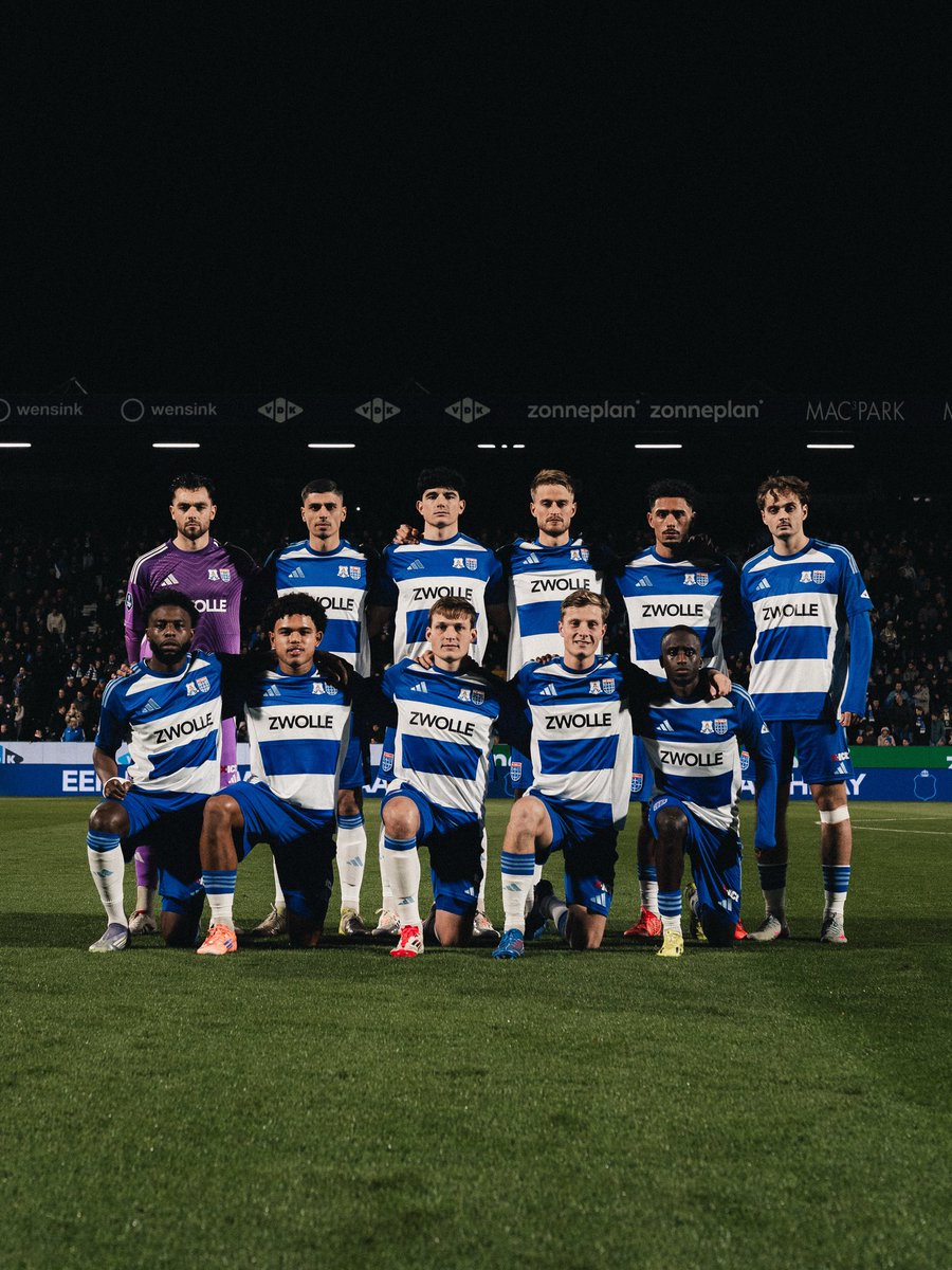 Forza Zwolle 🐺

#pecnec #Zwollematchday