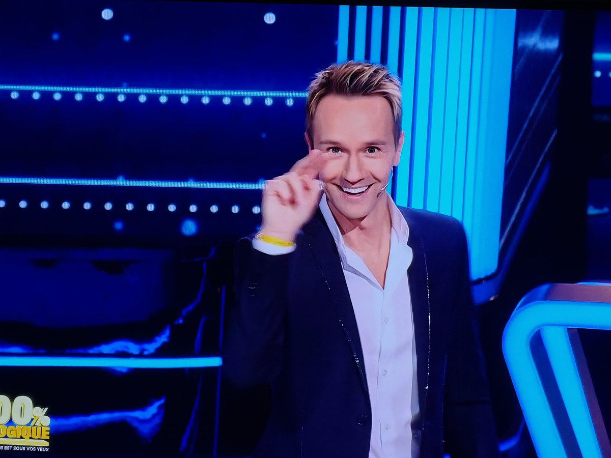 Et c'est parti pour 
#100Logique
<a href="/cyrilferaud/">Cyril Féraud</a>
😍