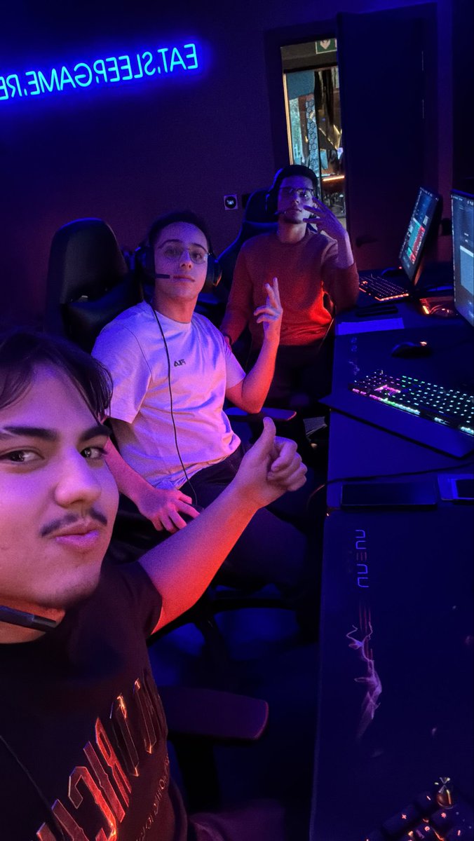 Dvzinvlr's tweet photo. 13-2 vs @silentesportspt 
13-2 vs #Lospinguiiinos
13-6 vs #HardToHandle

3-0 gg qualed @cobwebesports https://t.co/gddmJjItnE