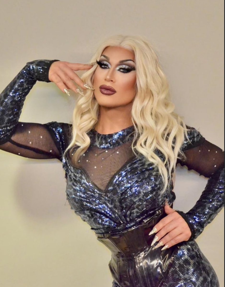 Drag_Crave's tweet image. ⭐️DAILY PHOTO DUMP 2/4⭐️

Kimora Blac, Kelly Roller, Peach &amp;amp; Lady Camden look amazing in new photos.