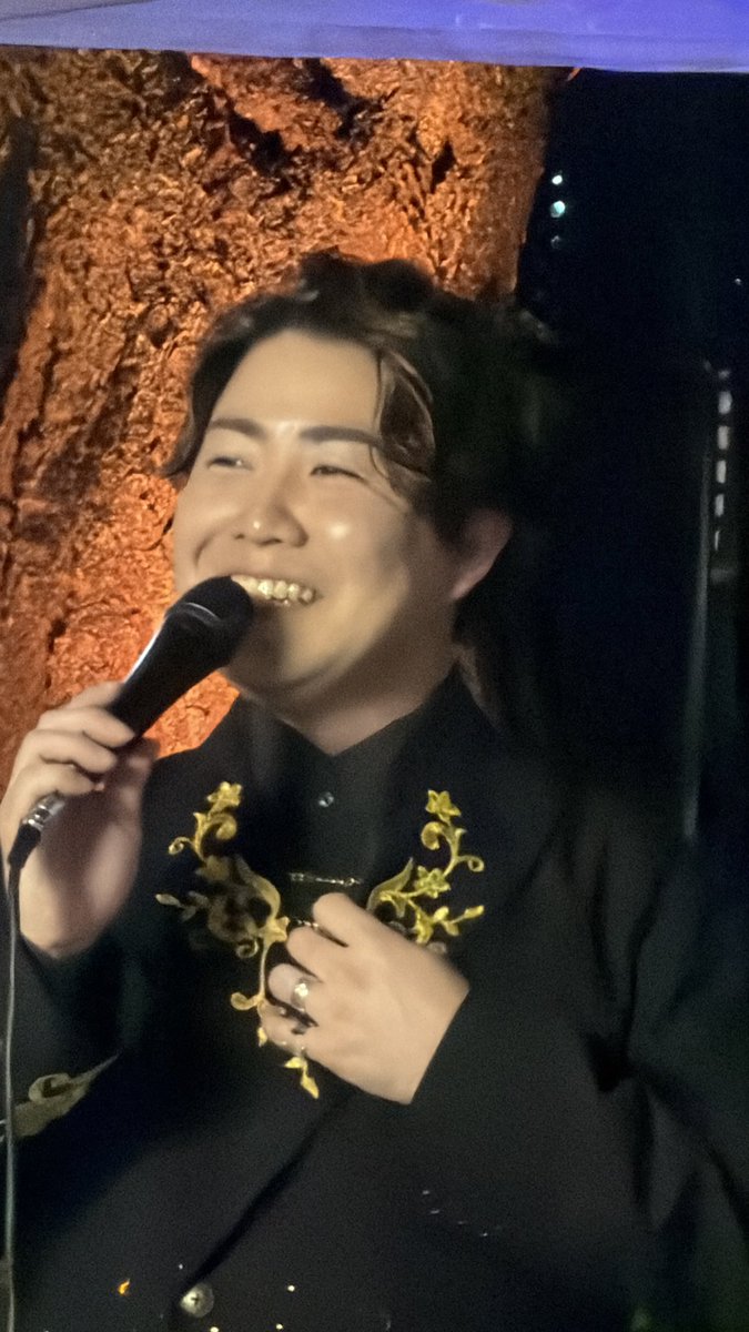 jerryinko's tweet photo. Bottom of the 9th
4年目も走り始めた3人
快進撃はこれからもっと熱くなる✨️✨️
#Zuttoiru
@Zuttoiru_1001
@Dragon_HOMARE
@oshirotakafumi
@RyujiTanaka0917
㊗️150周年の大森駅
#大森イーストテラスフェスタ2025 https://t.co/vi0eY6Eggk