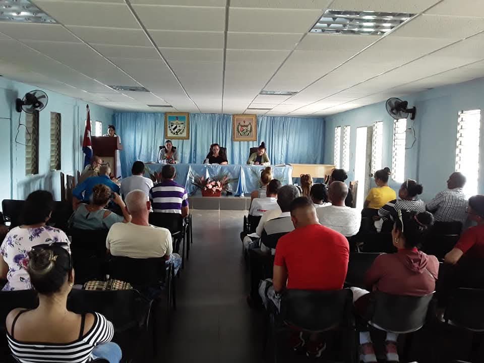 MatosNeudel's tweet image. Asiste Yusleidys González Martínez Primera Secretaria del Comité del Partido en el municipio #BaraguáPorMás a la Sesión Ordinaria # XXI del XVIII Mandato con sede el el salón de reuniones de la Asamblea del #PoderPopular de este territorio.
#LatirAvileño