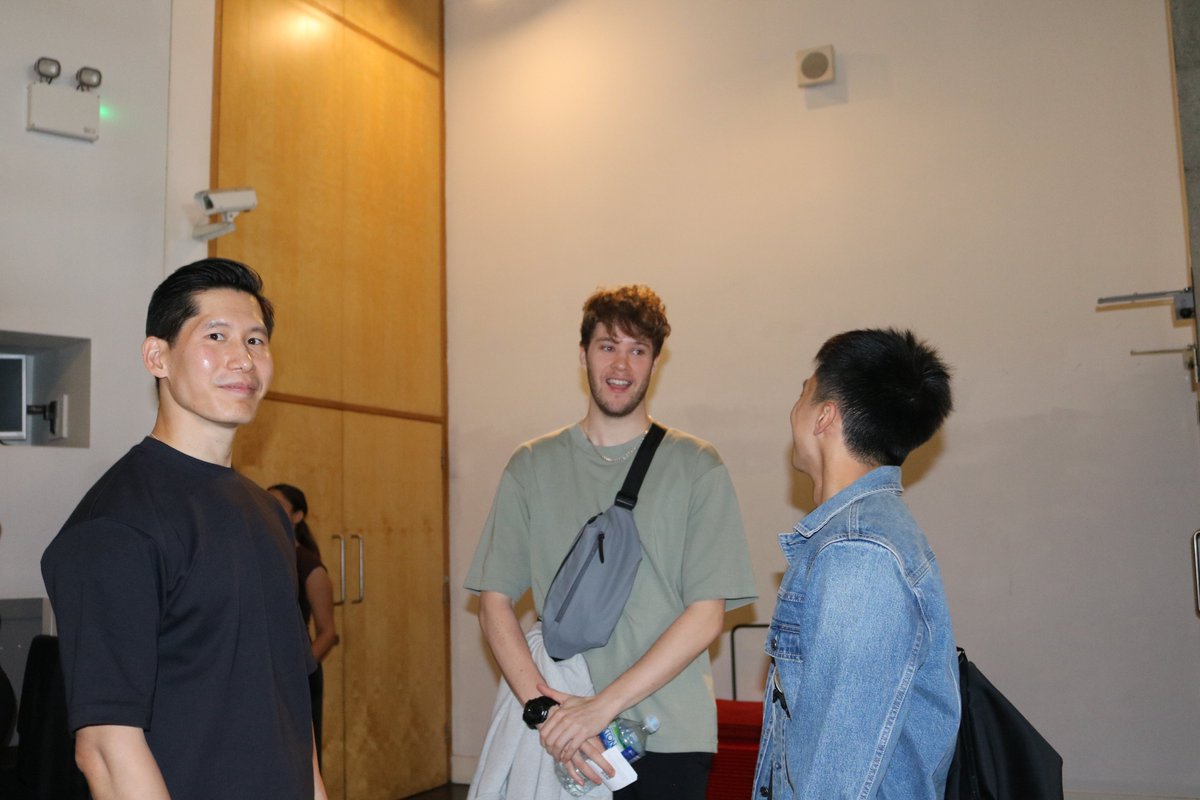 FSFilmFestival's tweet photo. Kicking it in the Candids.

#fsff2025 #fightingspiritfilmfestival #fsff #hackneypicturehouse #filmfestival #martialarts #martialartists #theprotector #brucechong #roanlenihan #sammak https://t.co/18WbzGCG1b