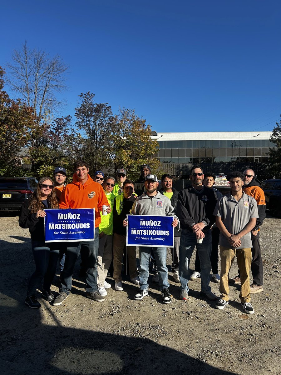 Thank you to the Eastern Atlantic States Regional Council of Carpenters for another successful Day of Action in District 21! 💪 We launched labor walks in Green Brook, Mountainside, and Chatham Borough. Grateful for the support!
