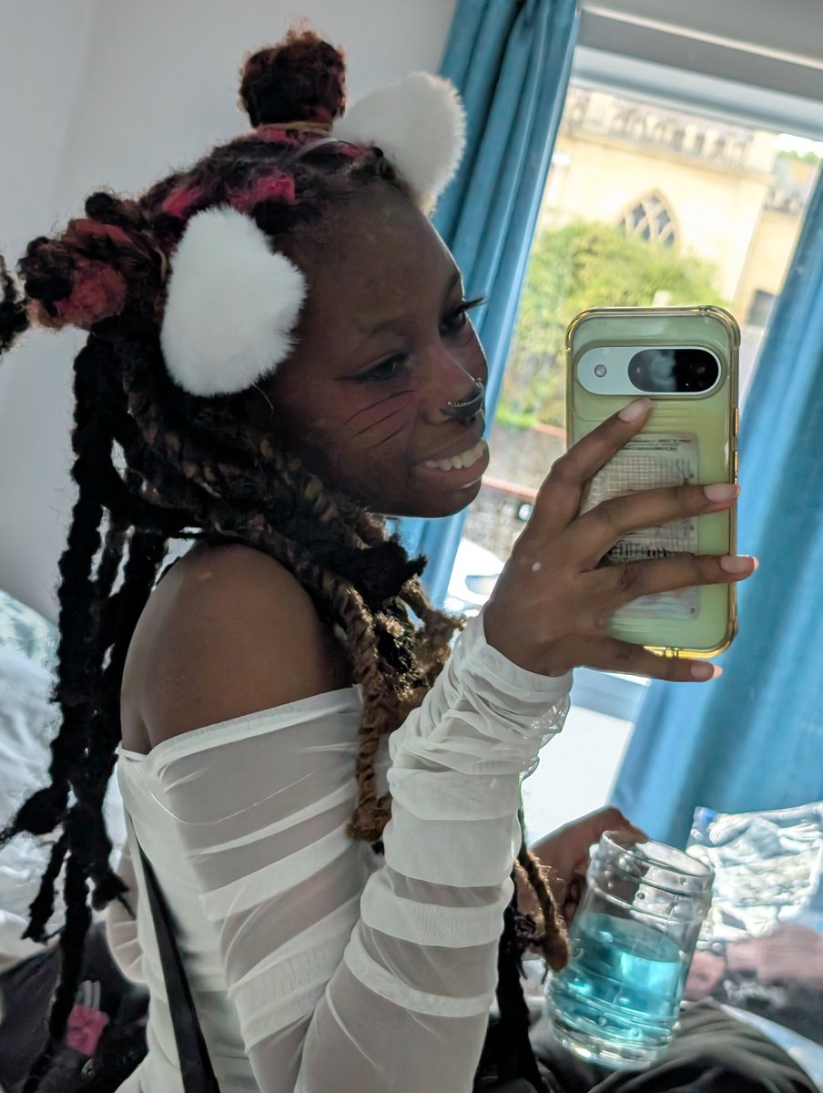 jank3npon's tweet image. ❥ reintro : #promotwt 

❥ 24 | 🇬🇧 | -20 dnf•

★games
    𖦹mc, civ, sdv, want friends to play games with !!!
★anime
    𖦹fairy tail, akb0048, inazuma eleven
★webtoons
    𖦹otome isekai, romance, action

ෆ + ⟳ would be awesome tysm !

#anitwt