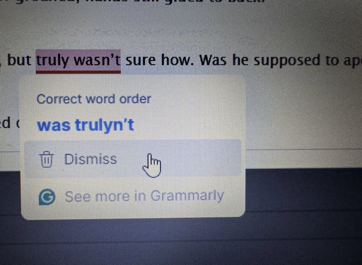 halemersonauth's tweet photo. Go home, @Grammarly, you’re drunk https://t.co/znTnvLTyvE