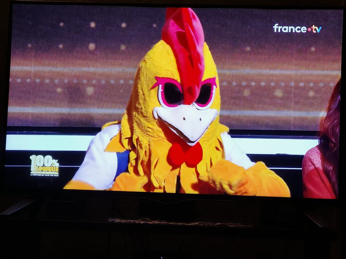 Attention la poule et le coq ont quitté leur poulailler.. 🤣
#100Logique
<a href="/cyrilferaud/">Cyril Féraud</a> 😃