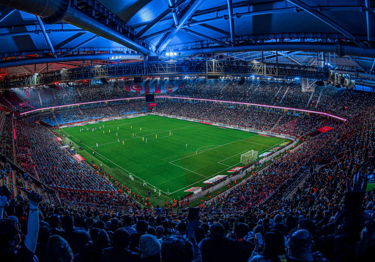 𝐁𝐈𝐆 𝐂𝐈𝐓𝐘, 𝐁𝐈𝐆 𝐂𝐋𝐔𝐁, 𝐁𝐈𝐆 𝐅𝐀𝐌𝐈𝐋𝐘.

Teşekkürler büyük Trabzonspor taraftarı!