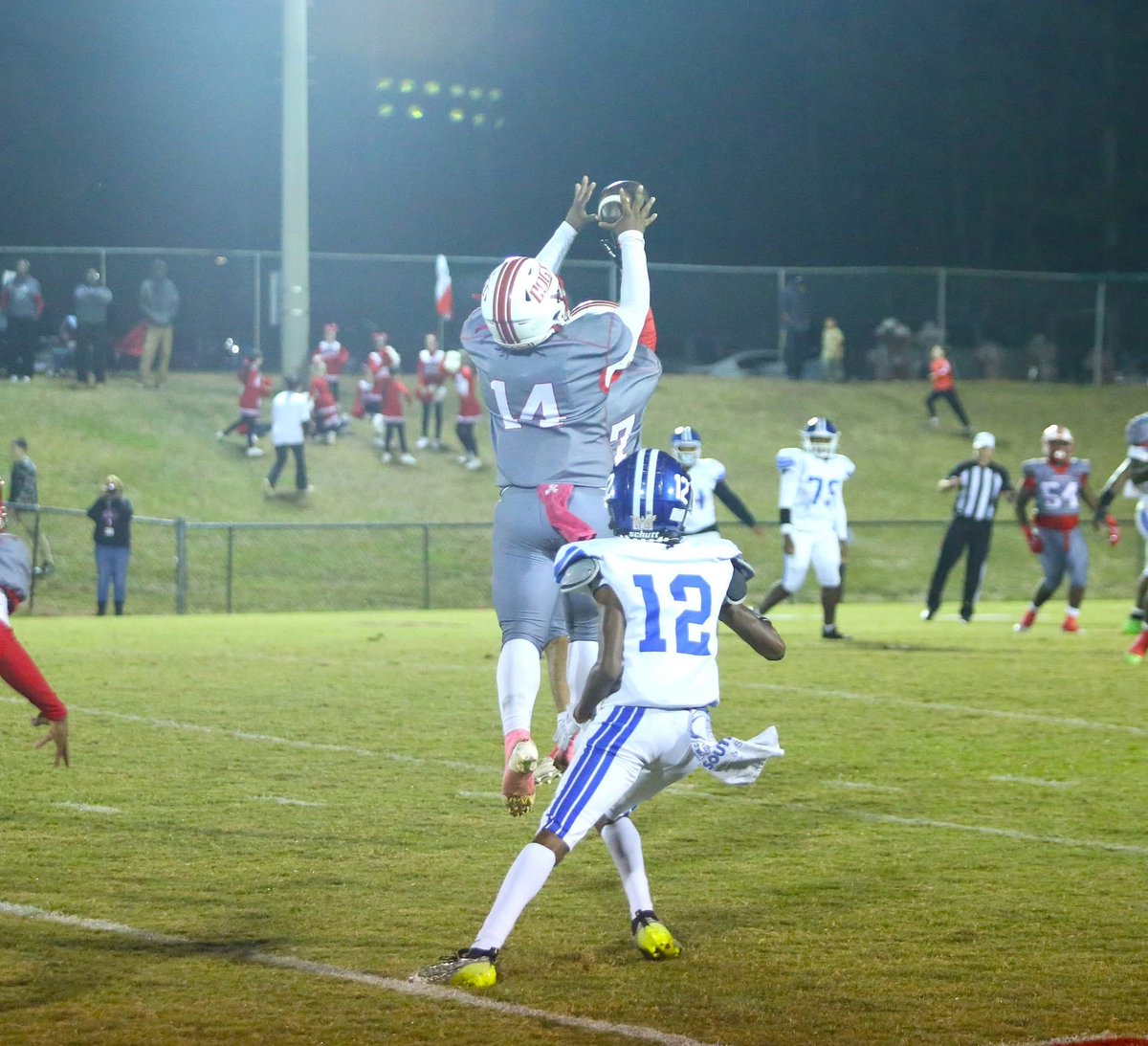 📸 from last night! <a href="/Desmond_thomas7/">Desmond Thomas</a> <a href="/bari54_burns/">JaBari Burns</a> <a href="/Jaquez_Wilkes6/">Jaquez Wilkes</a> <a href="/cortavionLynch/">Cortavion Lynch</a>