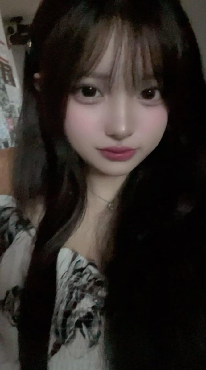 火曜日朝のメモ：湿度高め／静かに過ごしたい。休憩する→作業する。マイペースで。