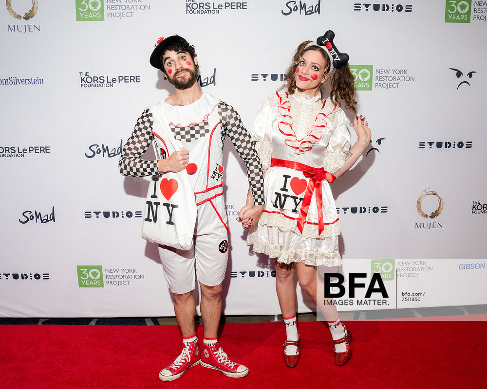 dcrissdaily's tweet image. Darren and Mia attend Hulaween Gala 2025 New York Restoration Project
Via BFA 
*same photos as shutterstock