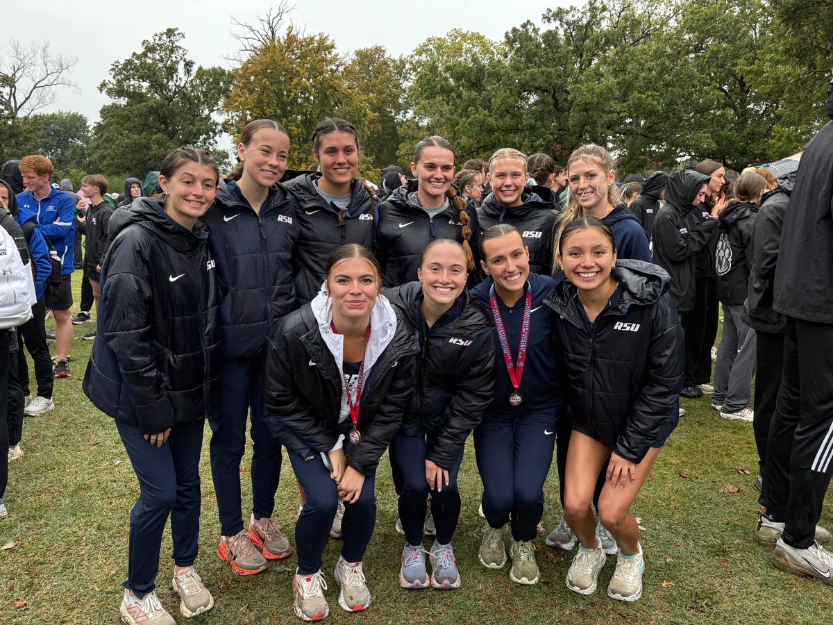 rsutfxc's tweet image. MIAA CHAMPIONSHIP RESULTS 🏃‍♂️🏃‍♀️

The women had all its scorers earn All-MIAA honors, finishing runner-up for the 2nd straight year!

The men also performed well, with Gibson earning All-MIAA honors with a 13th-place finish!

📰- tinyurl.com/mup6ztkr

#BacktotheHill