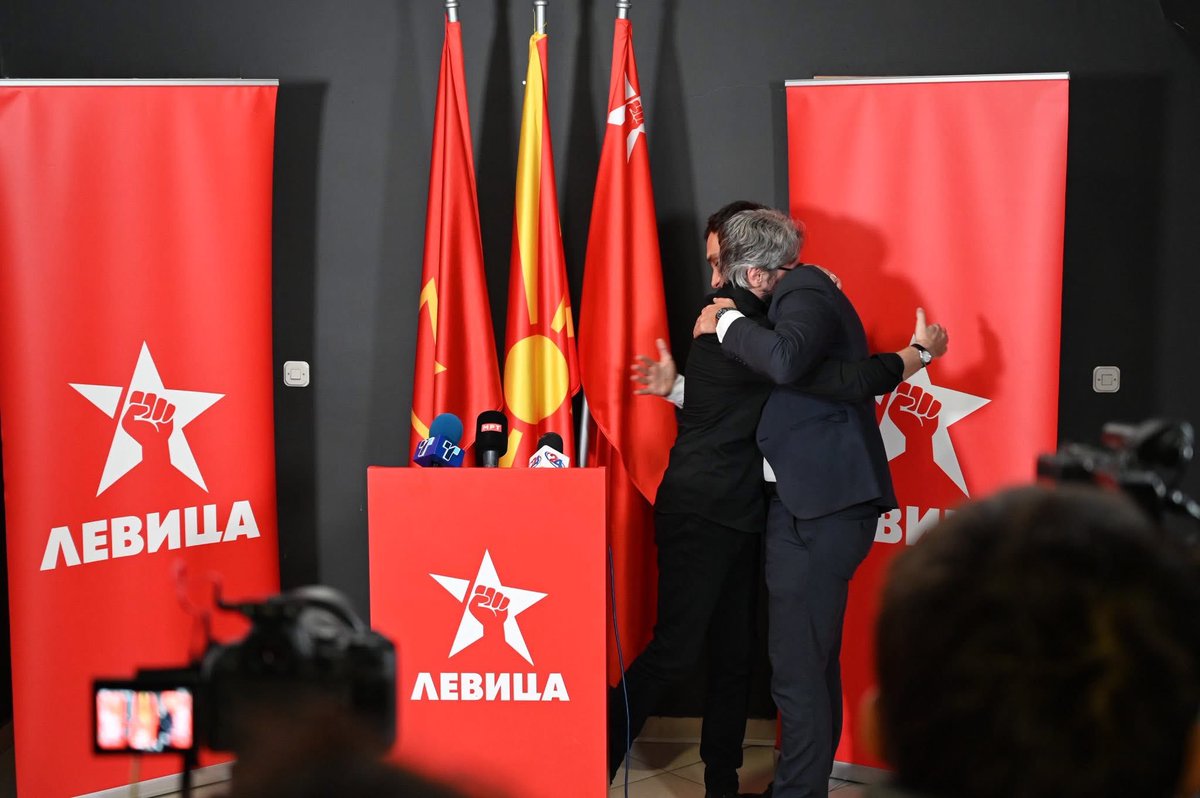 ЗА ПРОМЕНА И ПОДОБРО УТРЕ Е ПОТРЕБЕН ЕДЕН ХРАБАР ЧЕКОР

На 19 октомври ја превртевме реалноста, на 2 ноември да докажеме дека Скопје е спремно и сака промени 

Ова е наша заедничка борба, наша приказна, за нашето Скопје 💜

#АмарЗаСкопје
#СкопјеСЕГА