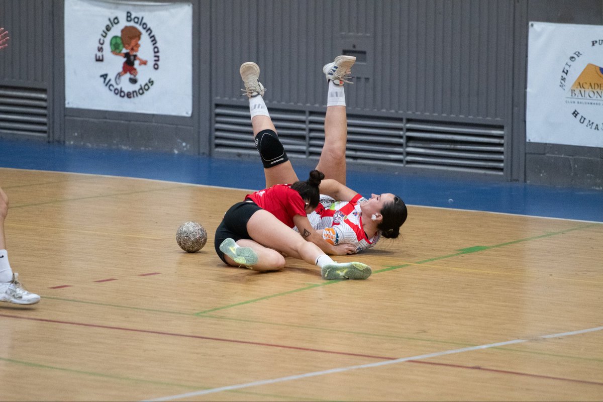 Partido duro. ¡𝐎𝐭𝐫𝐚 𝐛𝐚𝐭𝐚𝐥𝐥𝐚 𝐬𝐮𝐩𝐞𝐫𝐚𝐝𝐚! 👊

Seguimos sumando 🫡

#BMAlcobendas #SomosAlcobendas