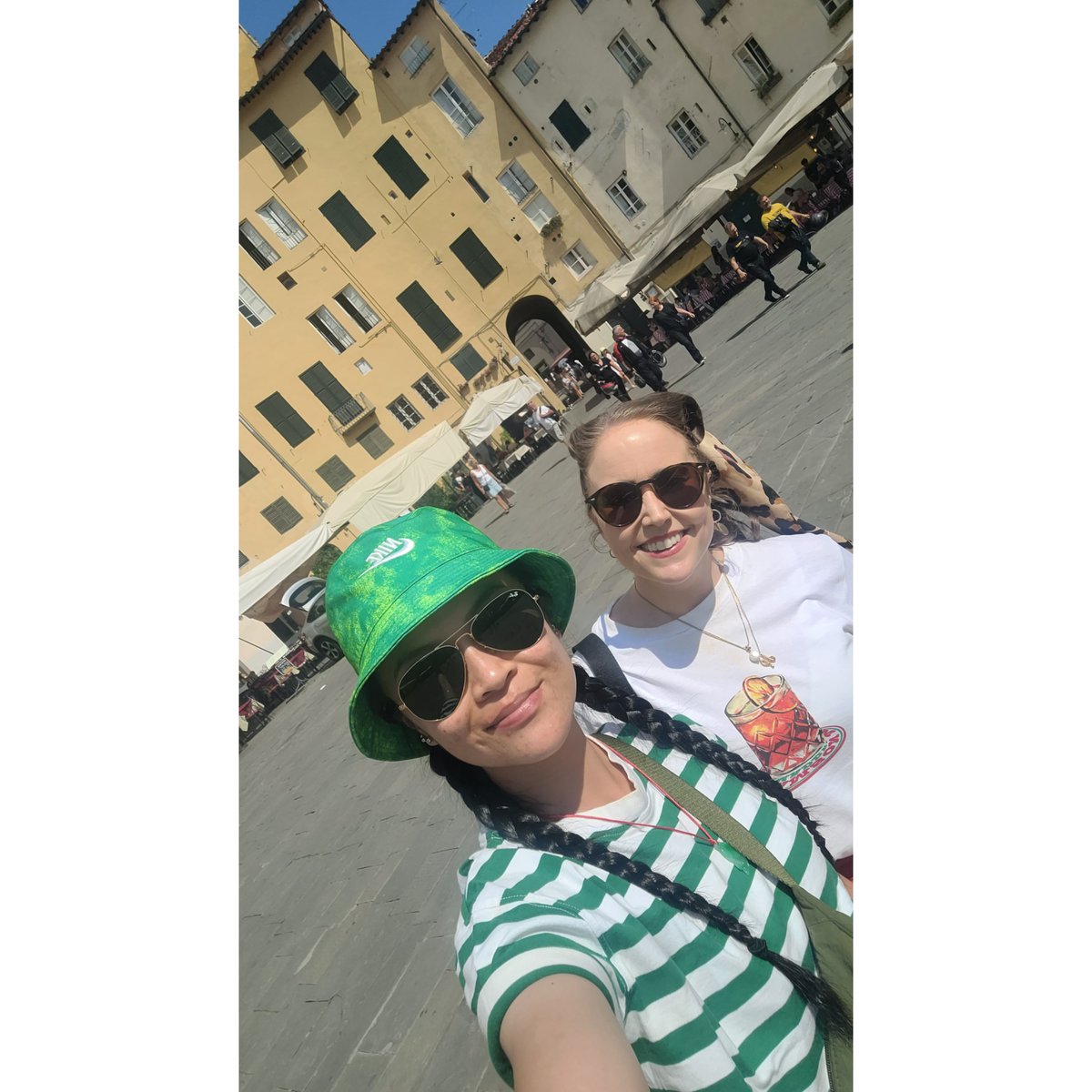 Juki_W's tweet image. Lucca, Italia 🇮🇹⛪️🍝🥪🍦

Julaayy.blogspot.com/2025/10/lucca.…

#blog #blogger #fblog #fblogger #Italy #italia #tuscany #florence #Firenze #lucca #gelato #holiday #travels #citybreak #tourists #luccacathedral #italianfood #tordelli #piazzadellanfiteatro