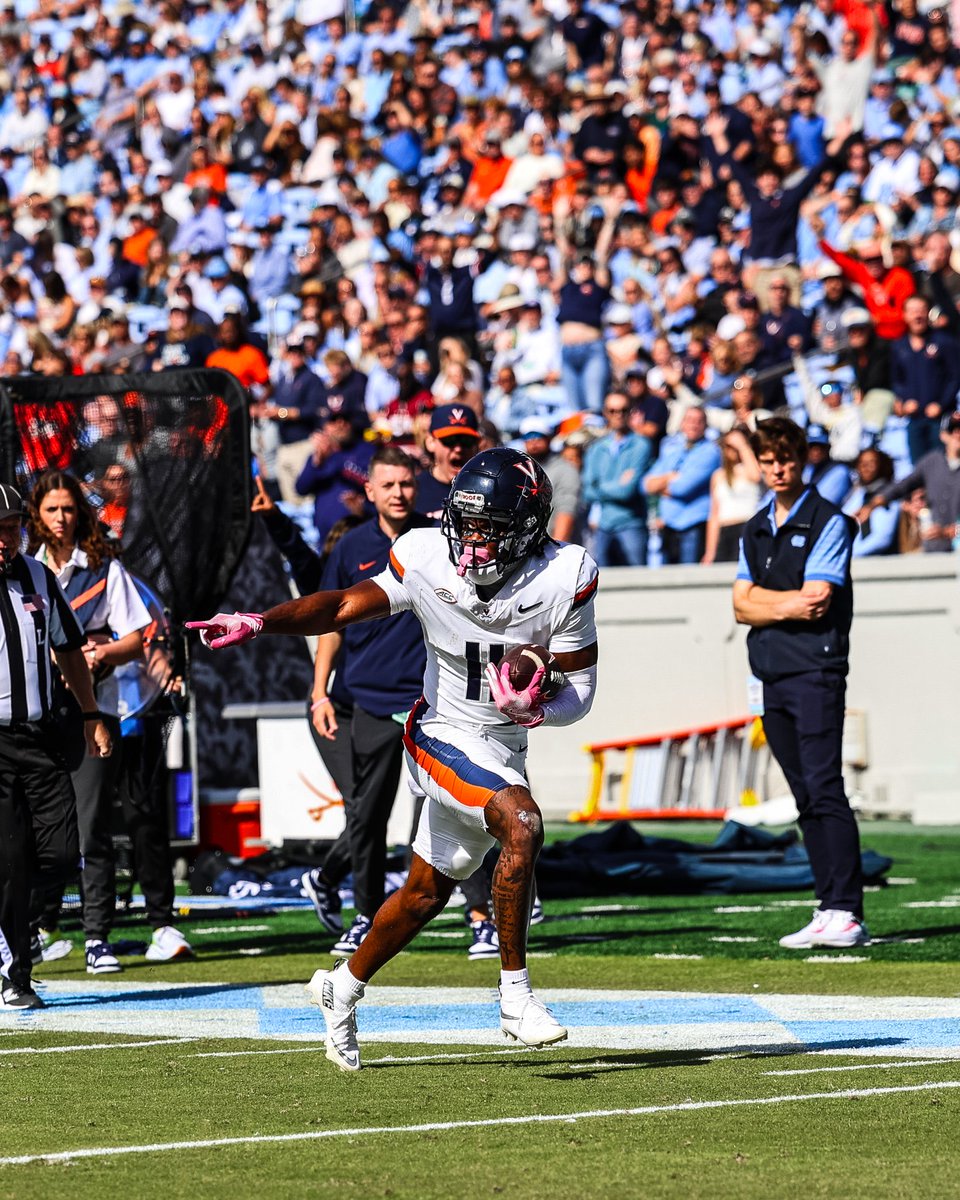 THE CARDIAC CAVS DO IT AGAIN 🔥

THEY DEFEAT NORTH CAROLINA AND WIN THEIR THIRD OVERTIME GAME OF THE SEASON.

VIRGINIA IS 7-1. ⚔️