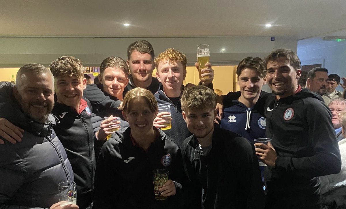 So we took in the <a href="/BLFC1907/">Badshot Lea FC</a> v <a href="/FleetTownFC1890/">Fleet Town FC</a> game today and was proud to see no fewer than 8 former/current students on the pitch or sideline.
An entertaining game and some good football played. Well done lads. <a href="/SCLeducation/">scleducation</a> #proud #pulsefamily