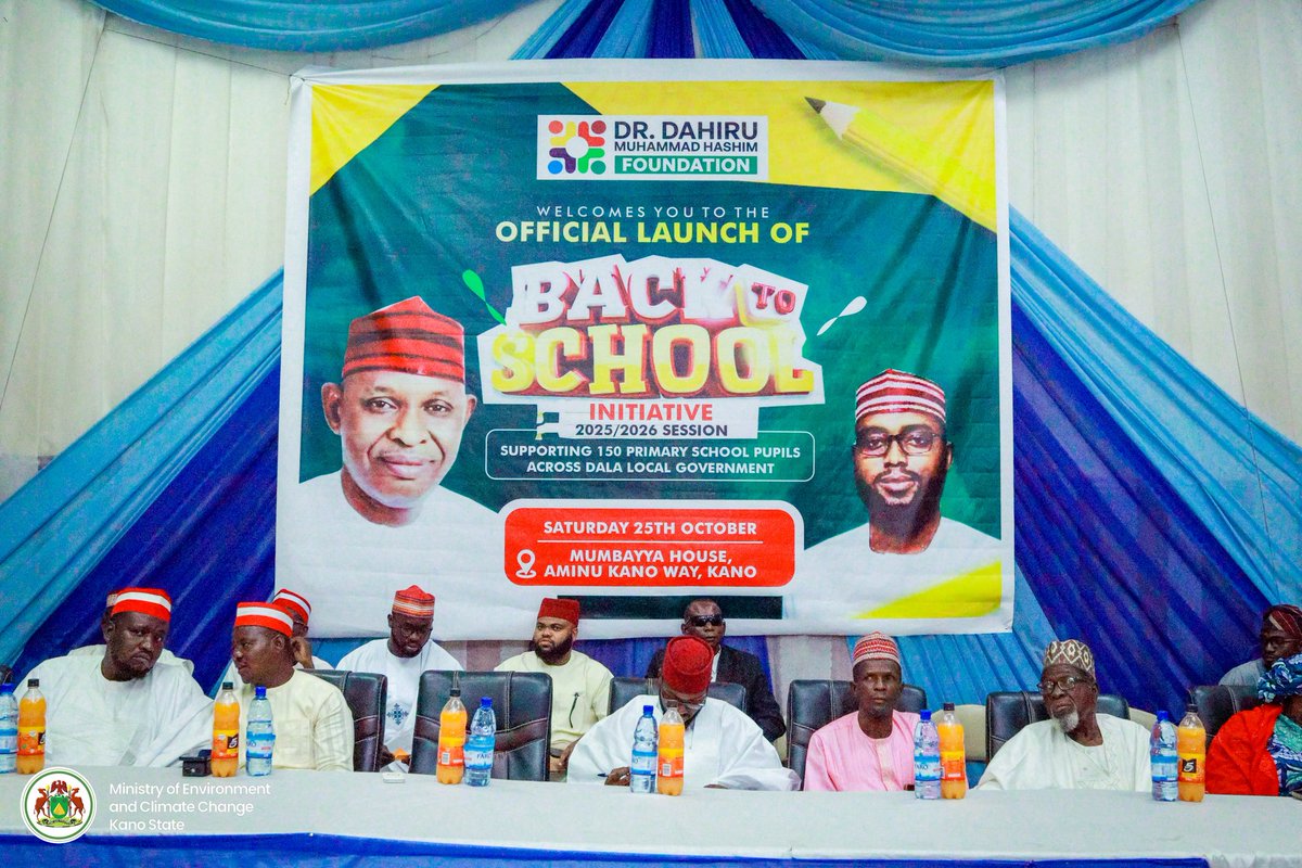 DahirMHashim's tweet image. As is our tradition at the beginning of every academic session each year, I officially launched the enrollment ceremony for primary school pupils, providing them with all the necessary learning materials to help them begin and continue their education in a comfortable and…