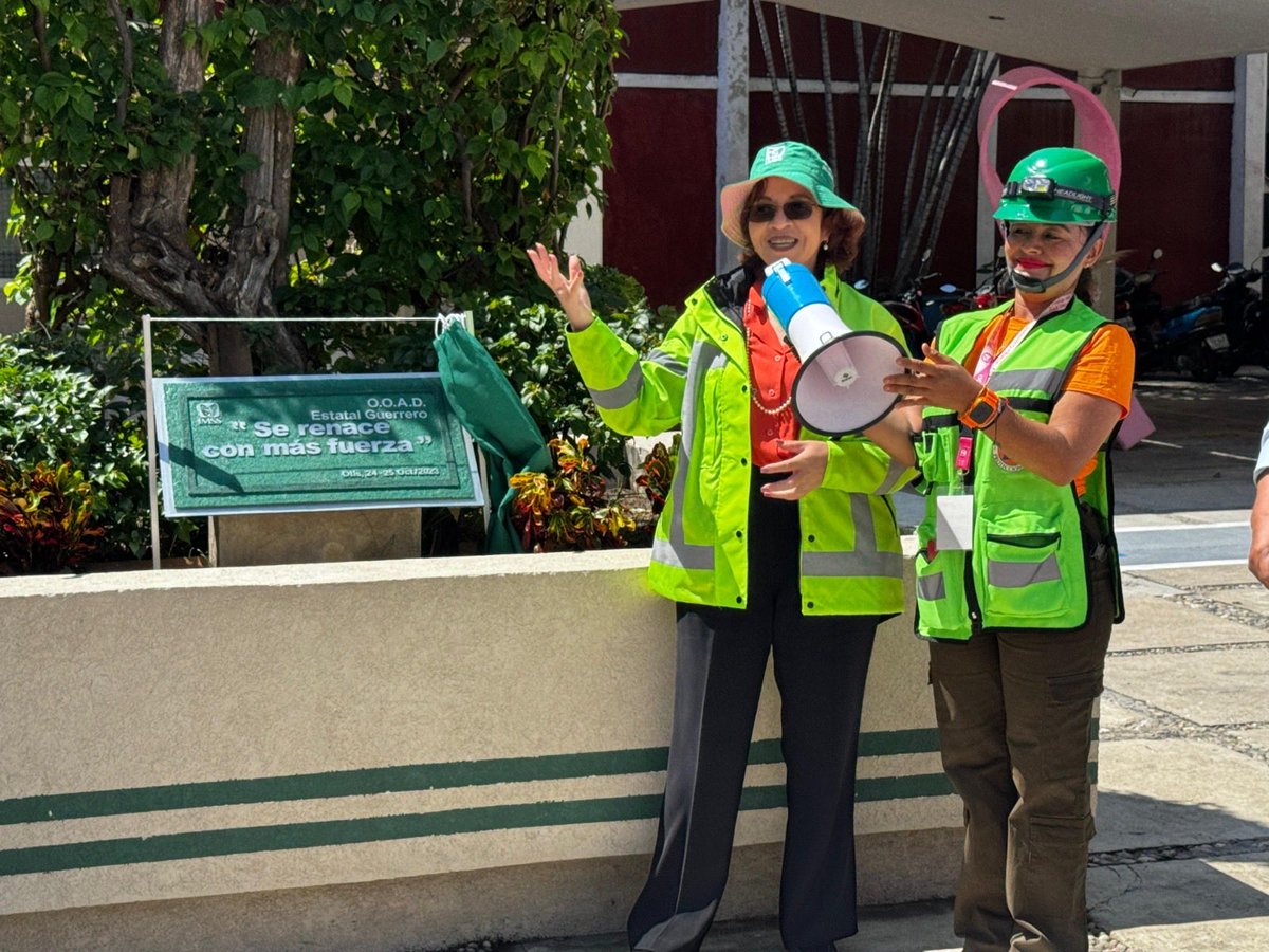 🌊 En el segundo aniversario del huracán #Otis,  #IMSSGuerrero rindió homenaje a las y los trabajadores que, con entrega y compromiso, hicieron posible el renacimiento del Instituto en Acapulco. 🕊️

¡IMSS Guerrero renace con más fuerza! 💚 🦅
