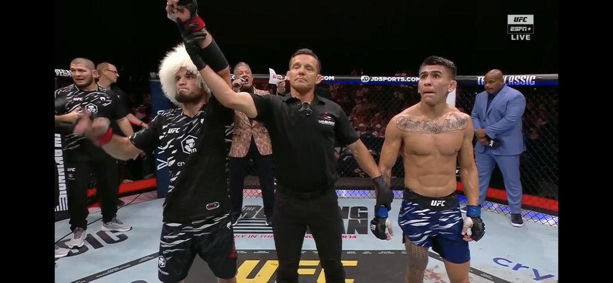 عمر ينتصر على ماريو باتيستا بقرار حكام ب الاجماع 
30-27
30-27
30-27
🔥🐐