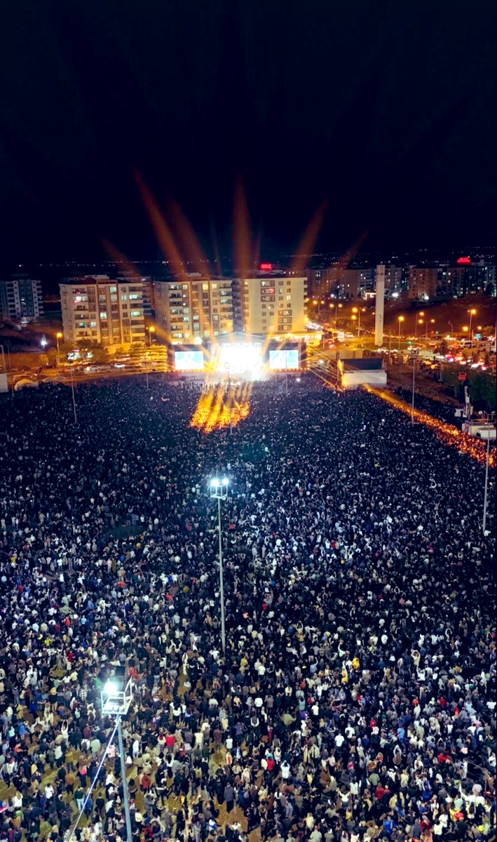 Koma Amed
Tu bi xer ü xweşi hati bajare me.