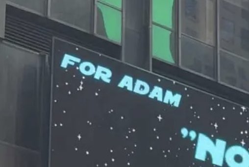 reyloversum's tweet photo. this billboard has the perfect location https://t.co/ZlTvqZeJ8S