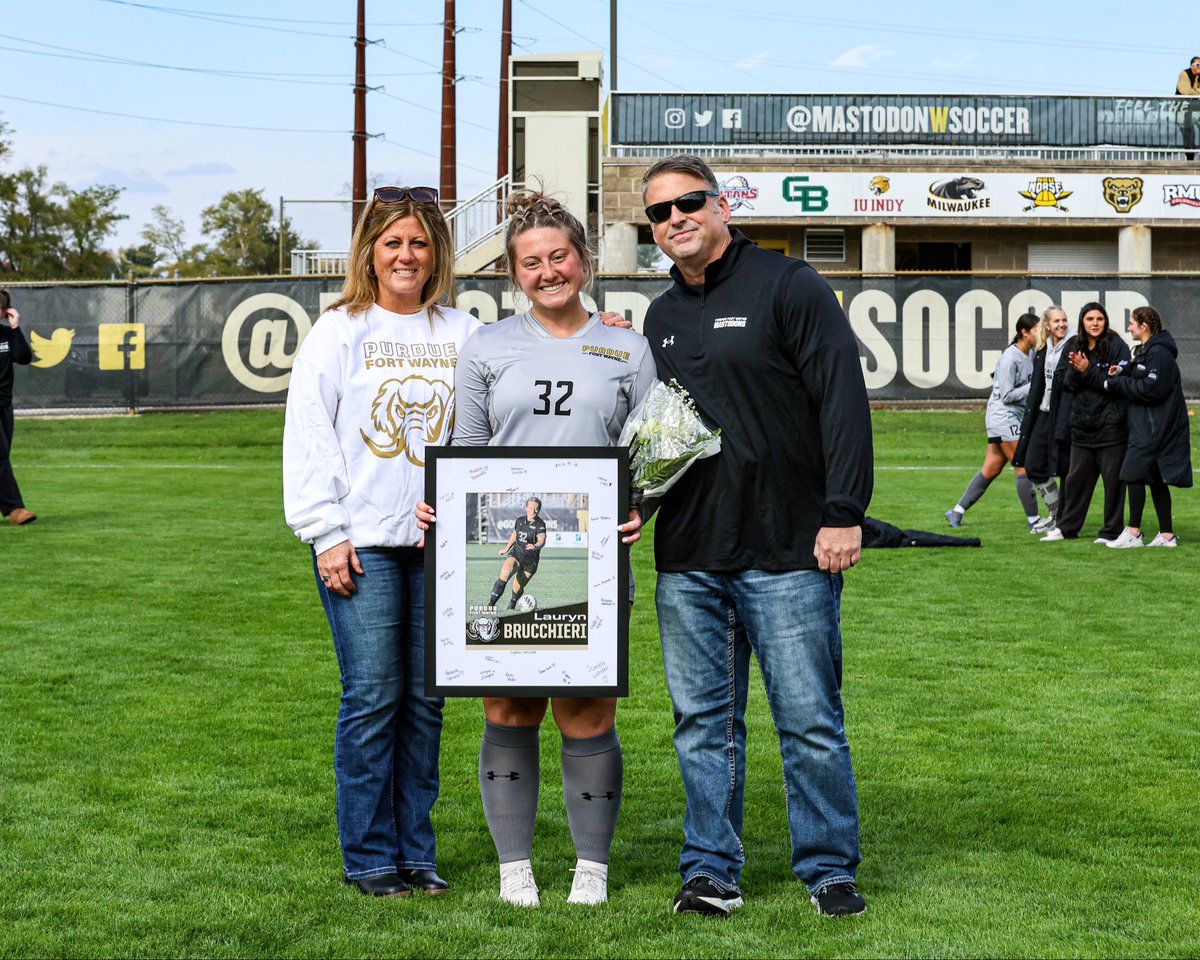 GoMastodons's tweet photo. Thank you to our four @MastodonWSoccer seniors!

Lauren Klusek
Lauryn Brucchieri
Grace Dunham
Chloe Mariotti

#FeelTheRumble #HLWSOC https://t.co/fE7o76QNSm