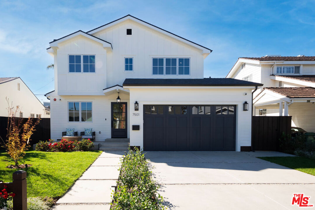 DanMishev's tweet photo. 🏡 7501 Agnew Ave, Los Angeles
Open House: Today 2–5 PM

✨ NEW CONSTRUCTION ✨
4 Bed | 5 Bath | 3,200 sqft | $3,999,500

Prime North Kentwood Westchester living! https://t.co/oskUhaVyFu