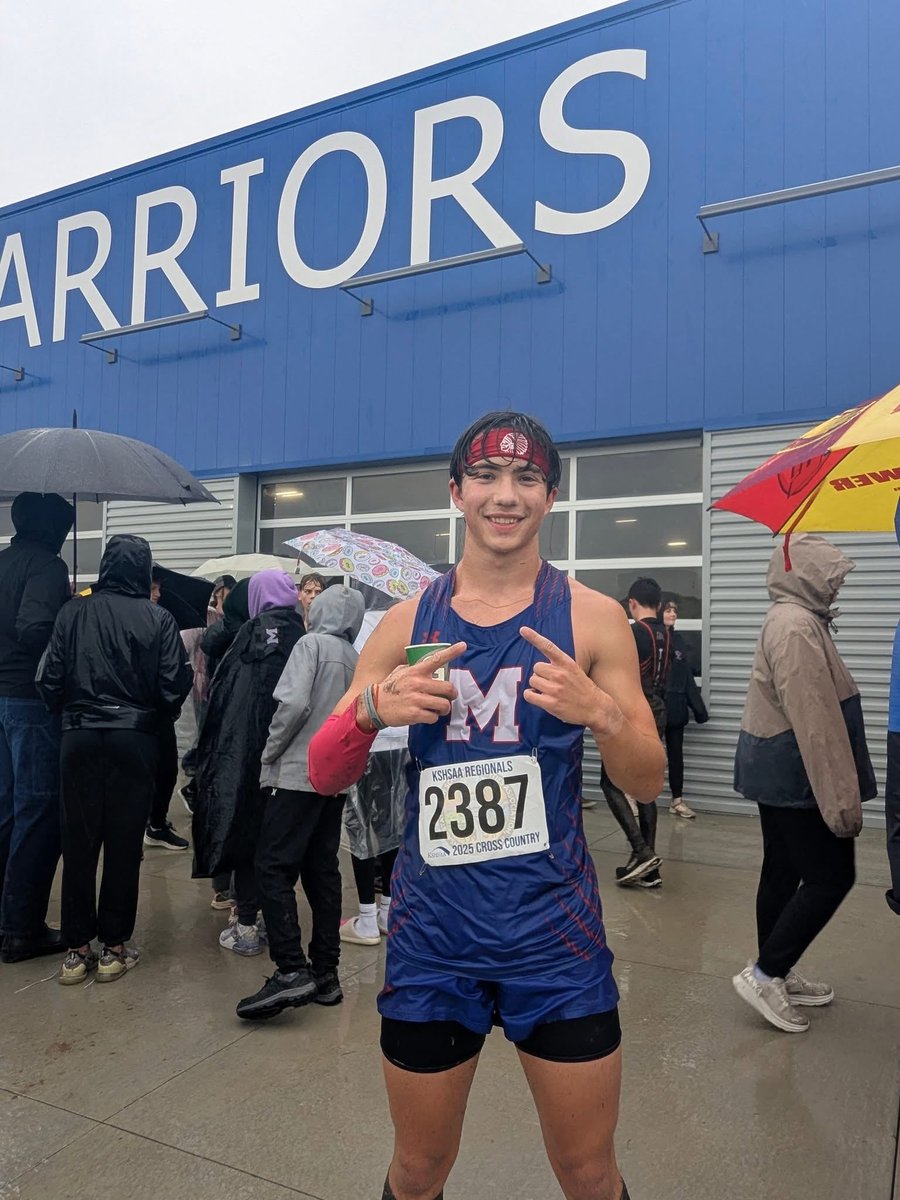 Eli Klenda is your 2A Regional XC Champion! 🥇