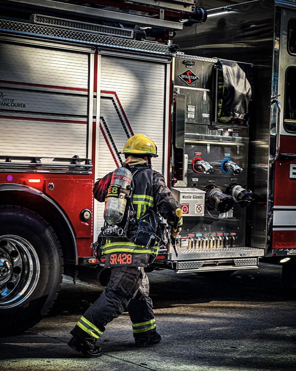 Clocking on ...

Every call, every shift, every day — proud to serve. 

#Vancouver #FireFighters #FirstResponders #FireService
