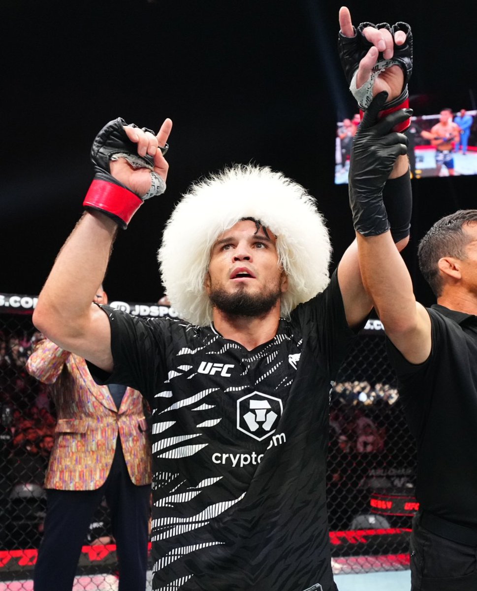 Book the rematch!! 💥👊
#UFC321 #MMATwitter <a href="/UNmgdv/">Umar Nurmagomedov</a> <a href="/MerabDvalishvil/">Merab “The Machine” Dvalishvili</a>