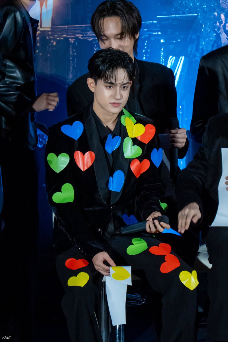 Hareshine's tweet image. 🧛🏻🐦⬛💙❤️💚💛 
รวมหัวใจทุกสีเลยอ่ะ ไปสุดทุกเรื่อง เอเนอจี้ขนาดนี้ หัวจะปวดแทน แต่ไม่แปลกใจถ้าใครๆก็แปะใจให้นะ เก่งมาก..
CIAR FINAL CHAPTER
#RevampSeriesFinalEP
#BarcodeTin @BarcodeTin
