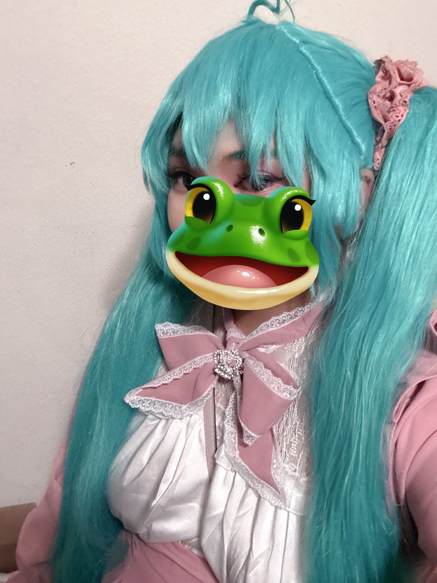 Ainami_Rana's tweet image. What happened to Rana!?!? Wah!!!! HELP IM TRANSFORMING- 🧎‍♀️🧍‍♀️🐸💙

I’m hopping in your WiFi 😳🫶