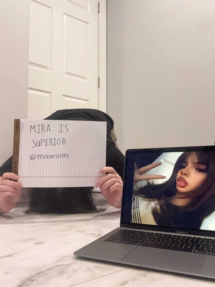 meowsiiies's tweet image. twitter people can’t be real bro LOL