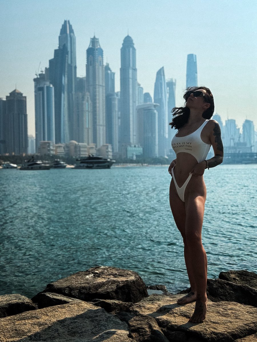 I’m coming back soon, but for now, sending you sunny vibes ☀️😄