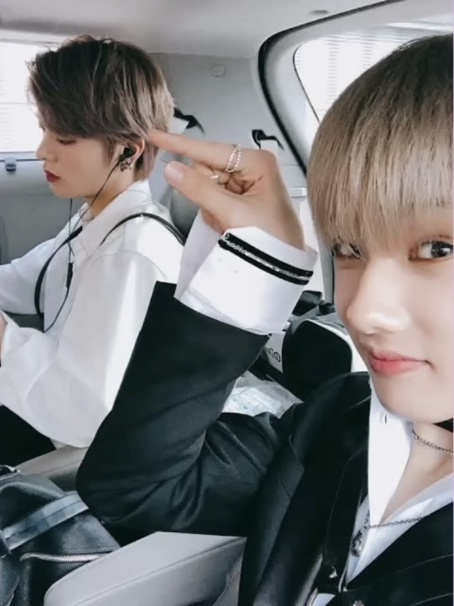 yongkeeyfancam's tweet image. thats his lil meow meow