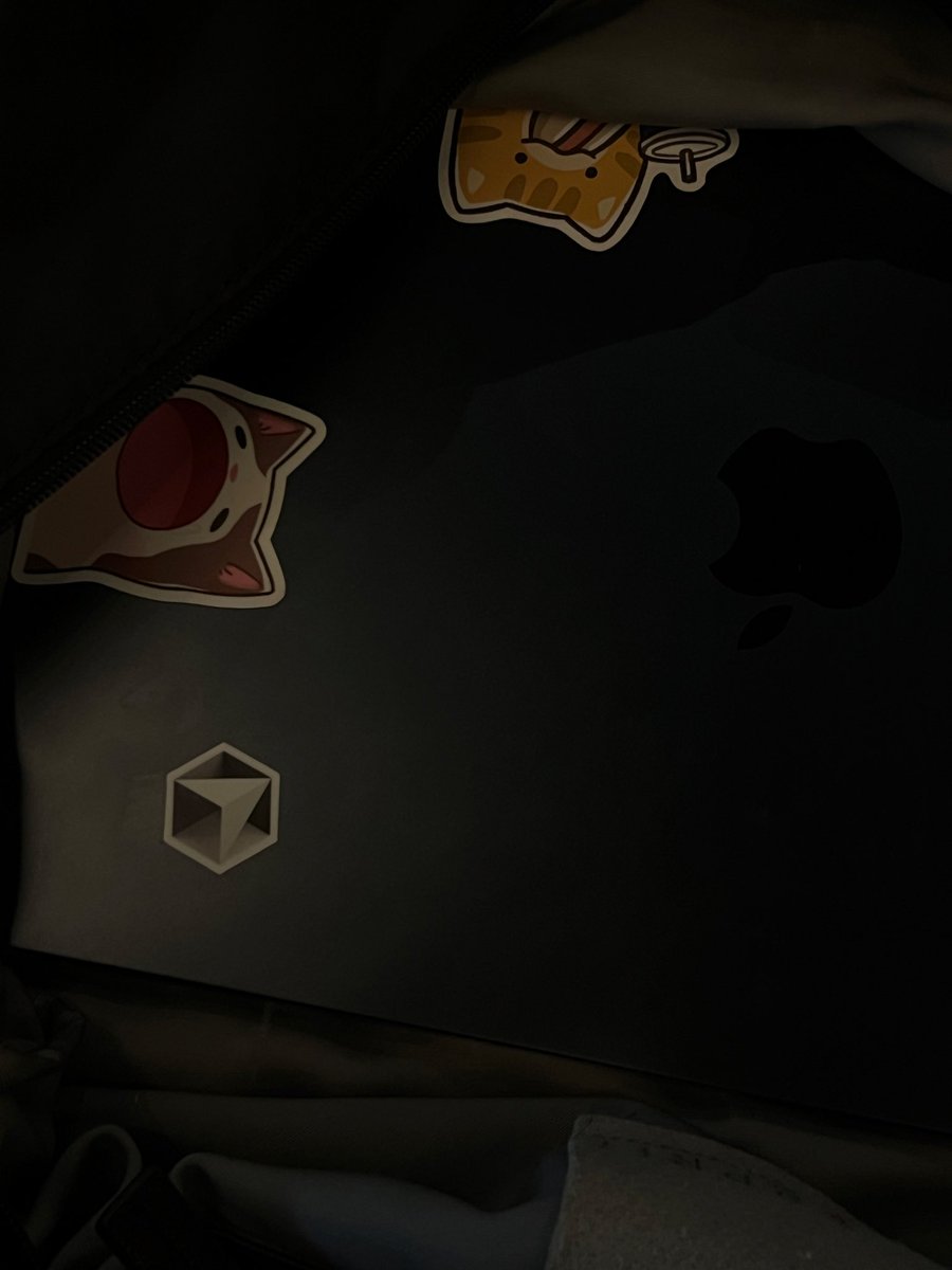 divandcode's tweet image. Pop up for the community @cursor_ai and free credits 💵