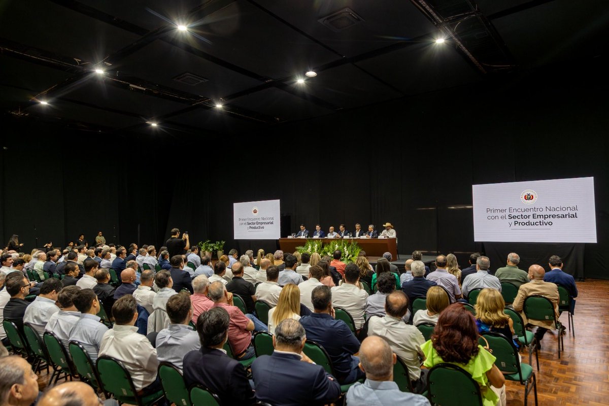 <a href="/Rodrigo_PazP/">Rodrigo Paz Pereira</a>, presidente electo convocó y el sector empresarial y productivo respondió. No para pedir, sino para construir. Bolivia está en la antesala de un nuevo tiempo, uno que no se inaugura con el encuentro de coincidencias que se convierten en decisiones y éstas en